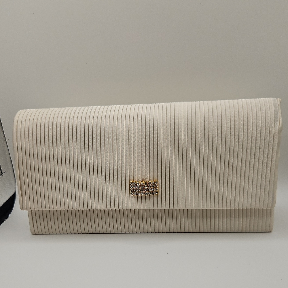 Vintage Bechamel Crossbody Cluch